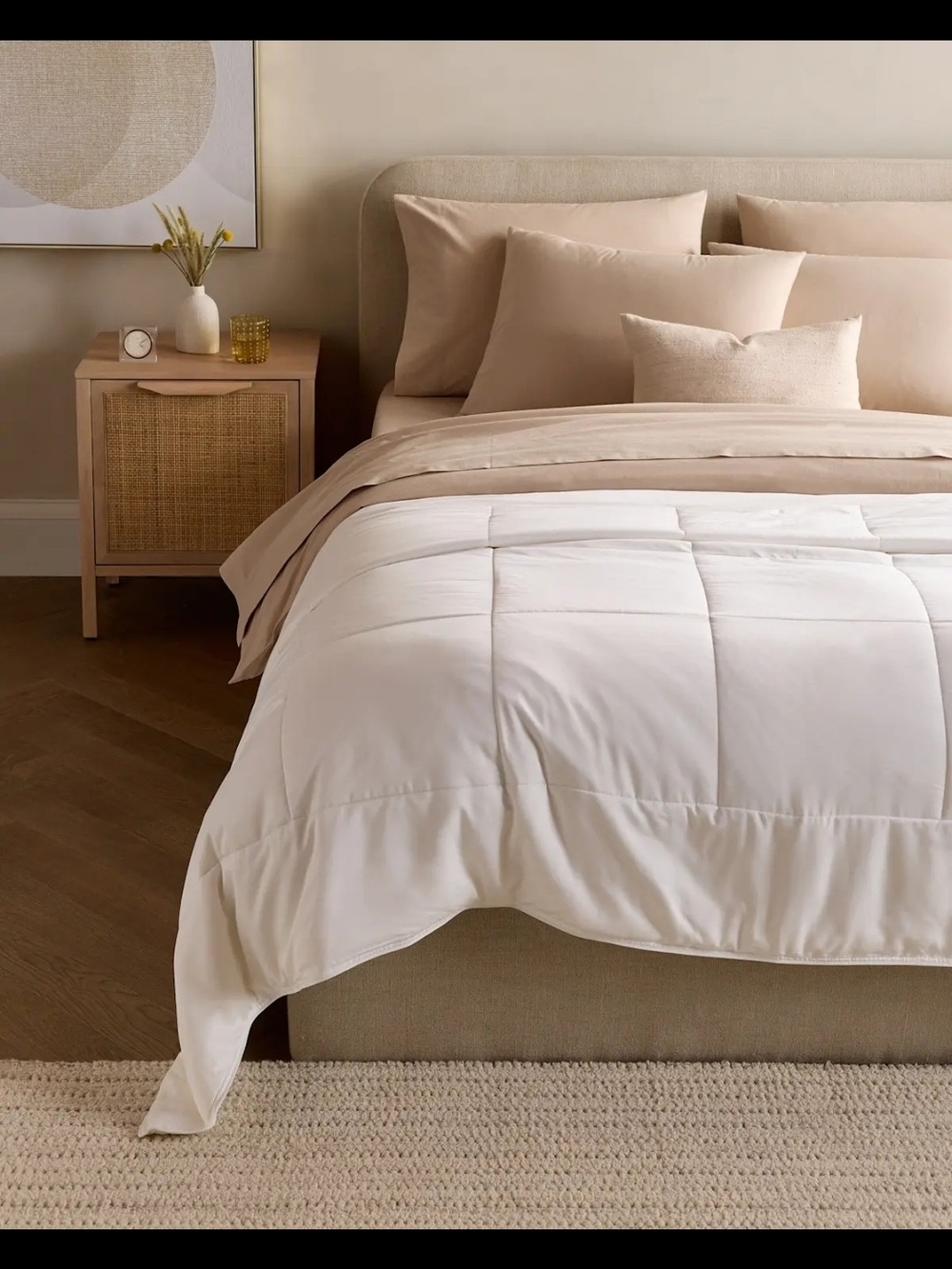 Quince Queen/Full Bamboo Comforter - White